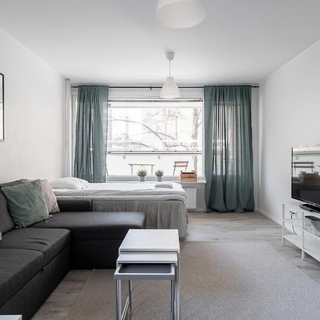 Spacious Downtown Apartment With Balcony Next To Restaurants - Hosted By 2Ndhomes Tampere Exterior foto