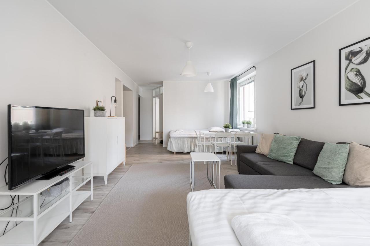 Spacious Downtown Apartment With Balcony Next To Restaurants - Hosted By 2Ndhomes Tampere Exterior foto